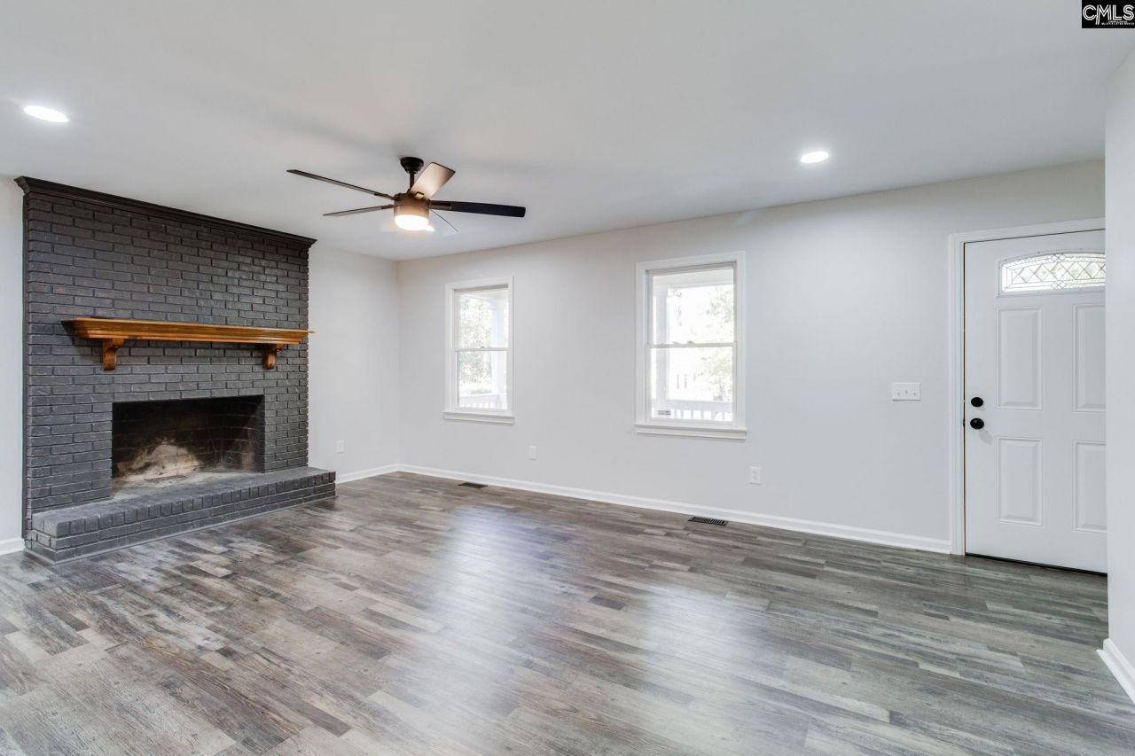 115 Calloway Court Photo 5