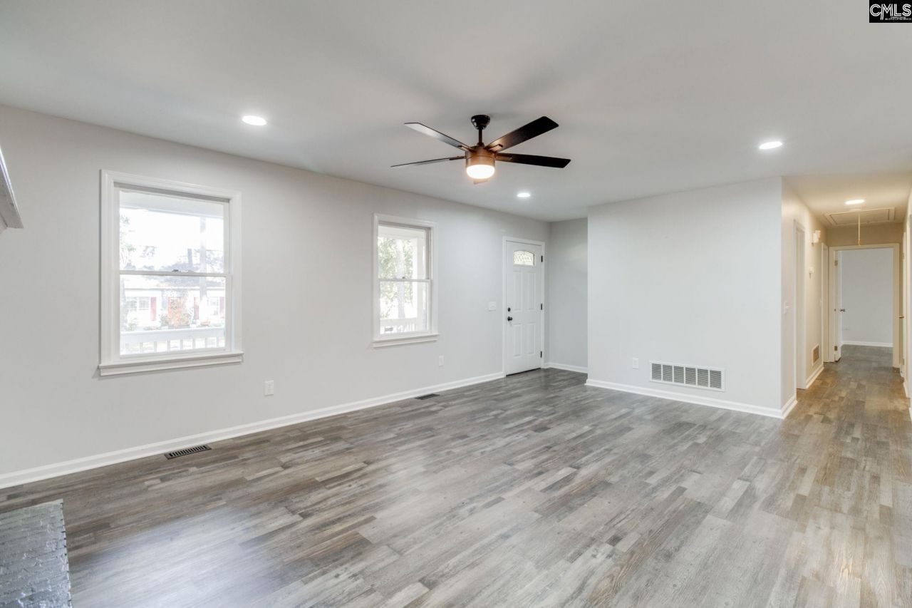 115 Calloway Court Photo 6