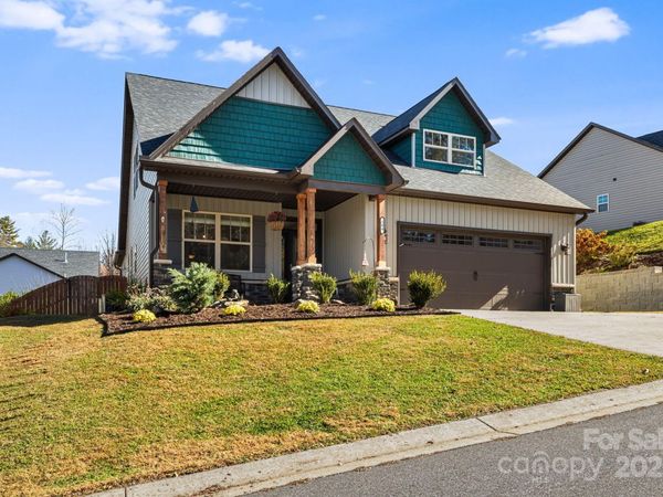 504 Rosebud Orchid Way, Weaverville, NC 28787