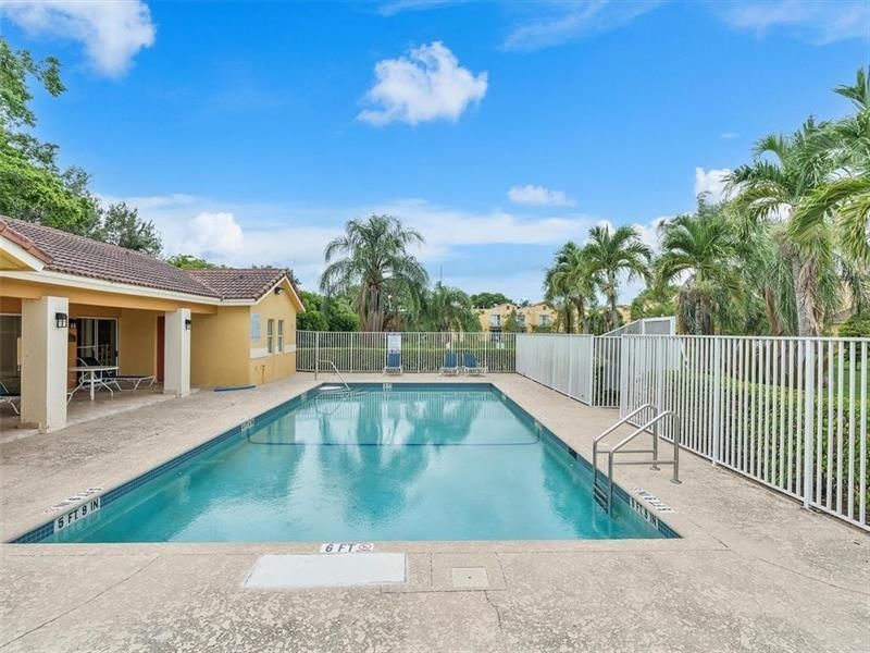 4032 NW 90th Ave, Unit 4032, Sunrise, FL 33351 Photo