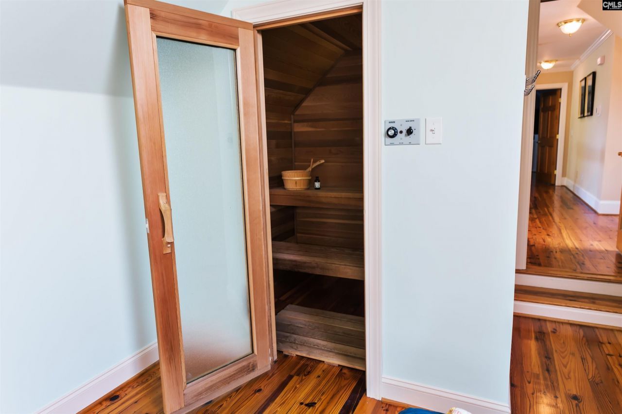 331 Westshore Drive Photo 28