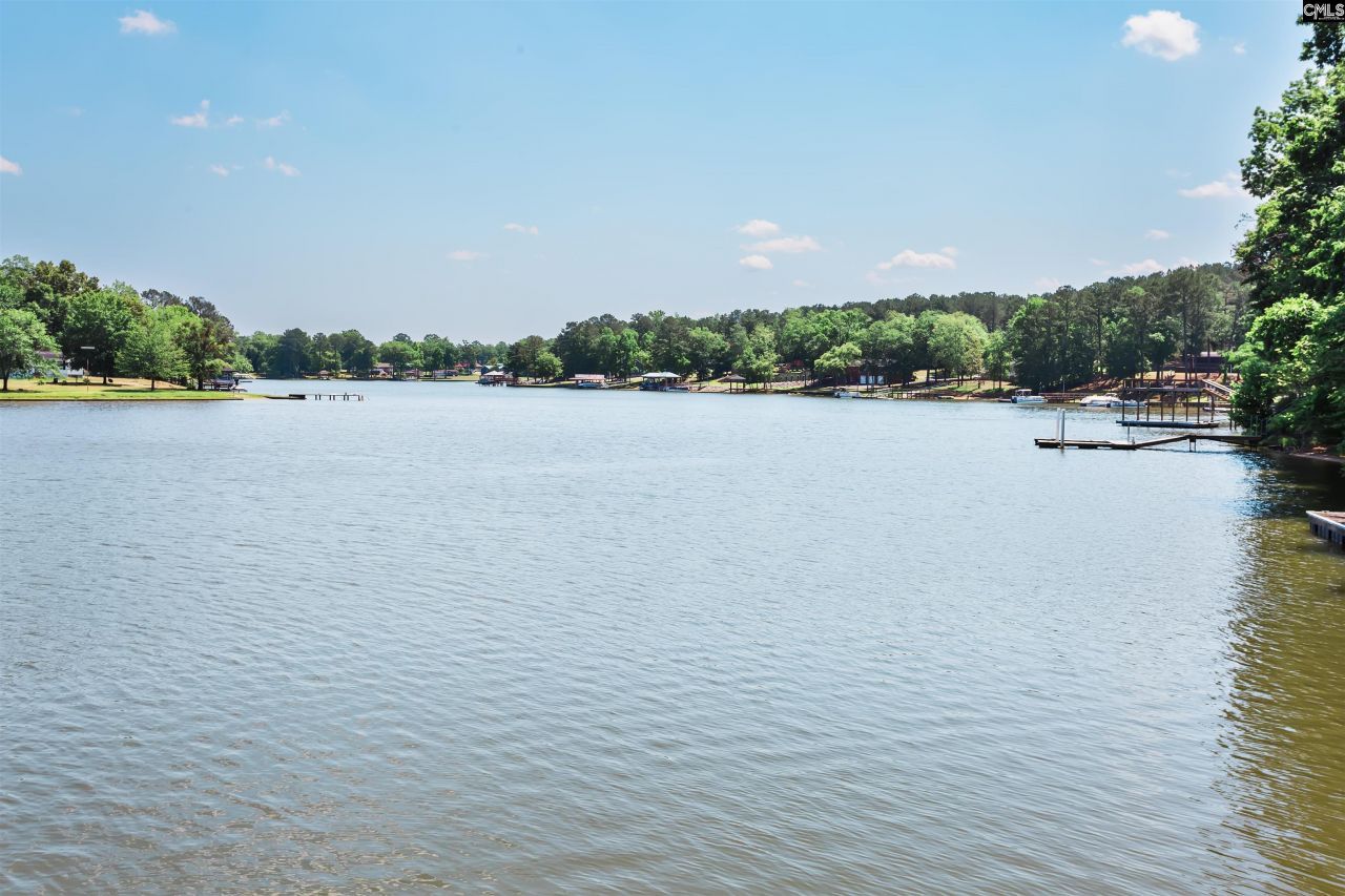 331 Westshore Drive Photo 4