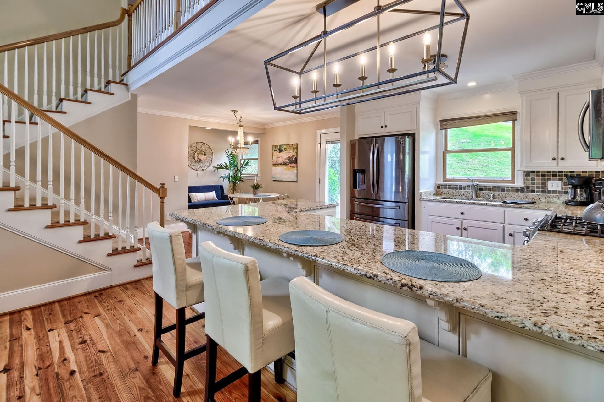331 Westshore Drive Photo 9