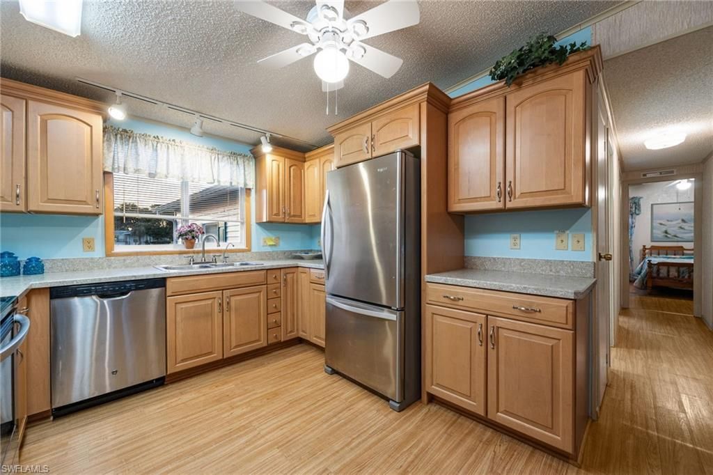 19658 Eagle Trace Ct, North Fort Myers, FL 33903 Photo