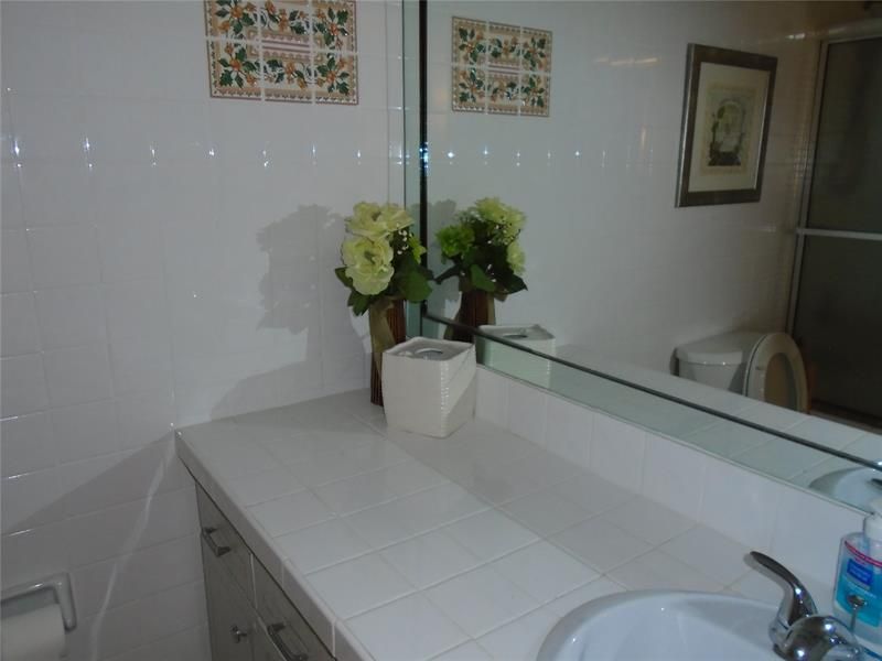 3165 NE 48th Court, Unit 110, Lighthouse Point, FL 33064 Photo