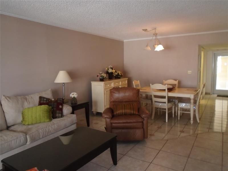 3165 NE 48th Court, Unit 110, Lighthouse Point, FL 33064 Photo
