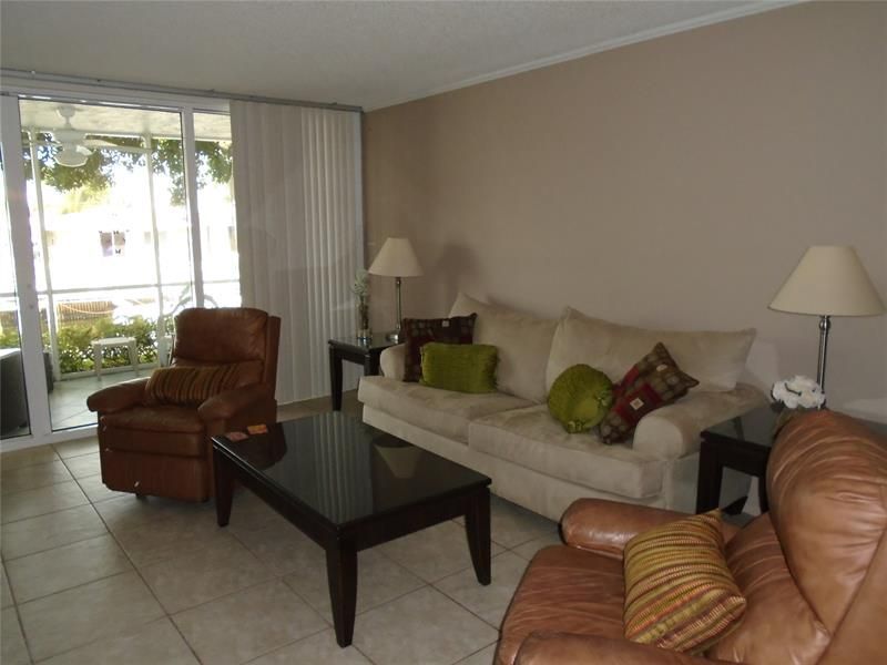 3165 NE 48th Court, Unit 110, Lighthouse Point, FL 33064 Photo
