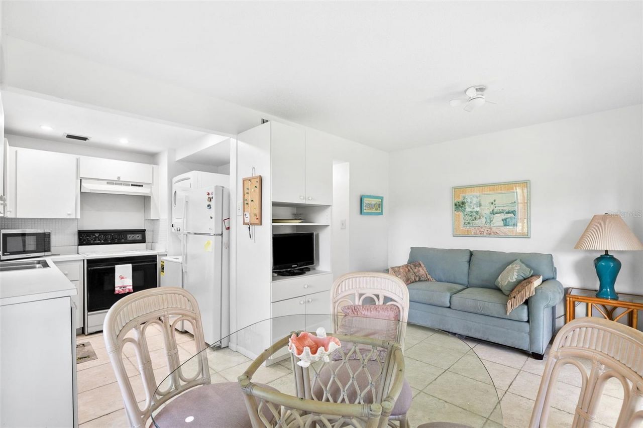 597 Sutton Place, Longboat Key, FL 34228 Photo