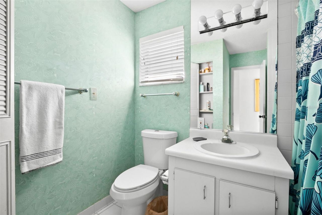 597 Sutton Place, Longboat Key, FL 34228 Photo