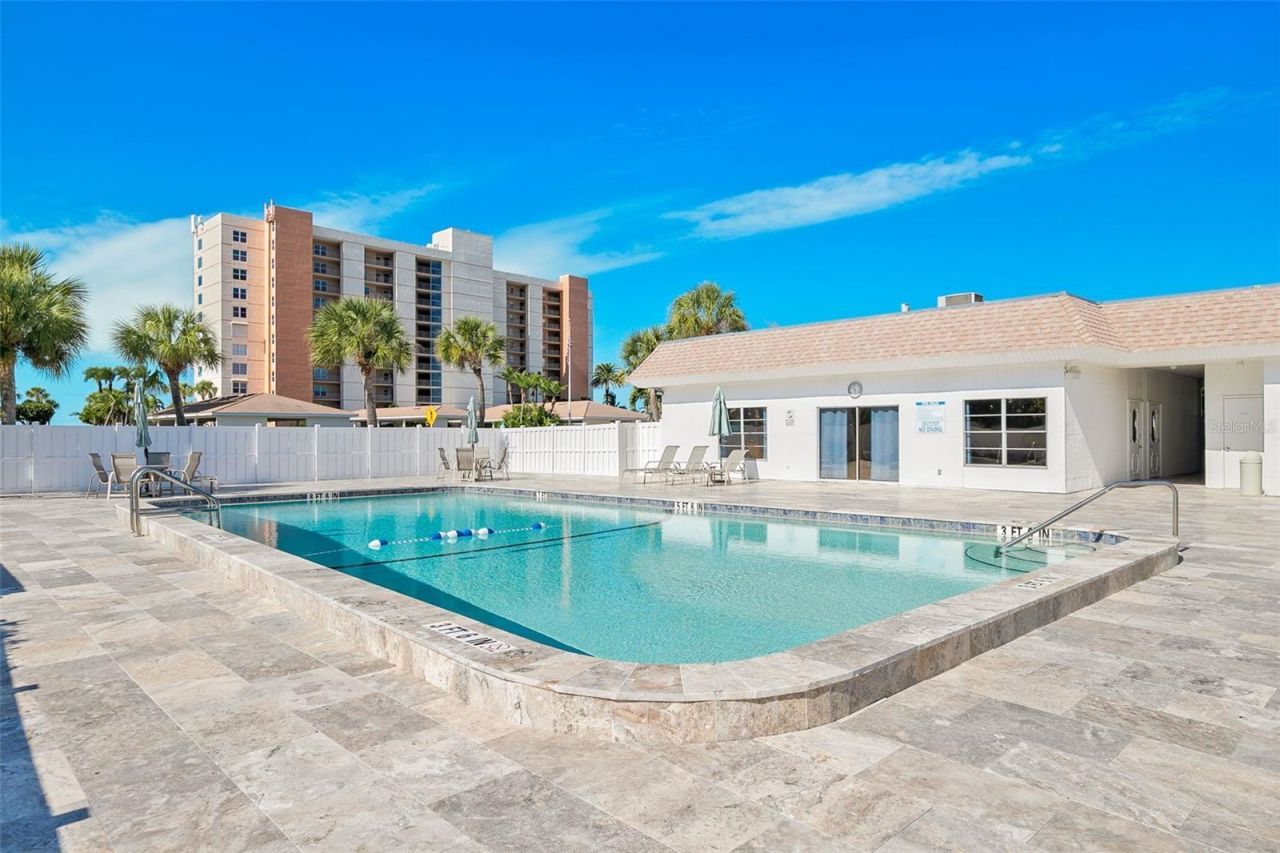 597 Sutton Place, Longboat Key, FL 34228 Photo