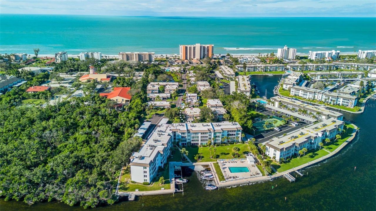 597 Sutton Place, Longboat Key, FL 34228 Photo