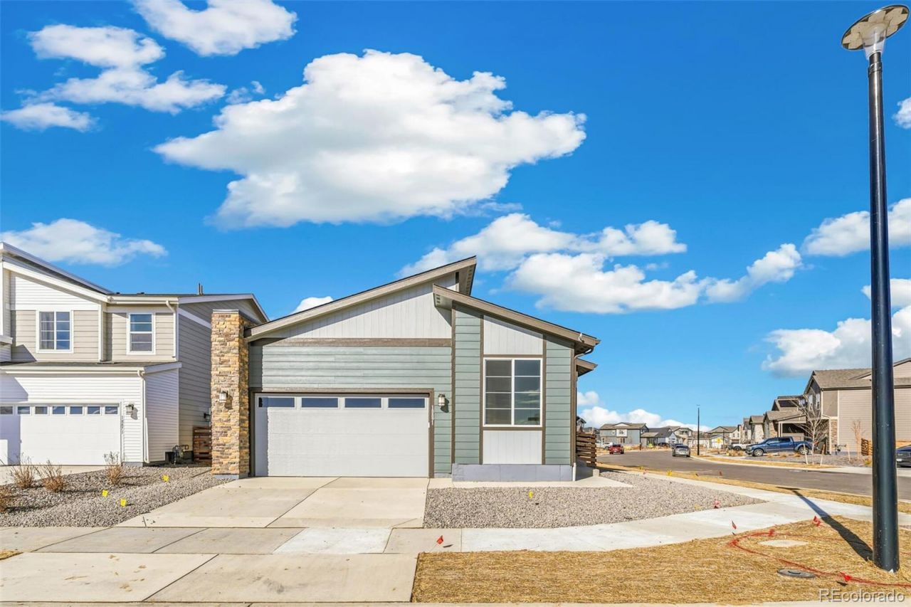18891 E 92nd Place, Commerce City, CO 80022 Main Photo