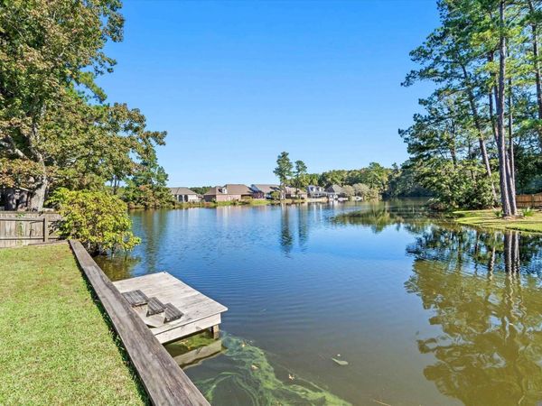 27776 Lakeshore Dr, Walker, LA 70785