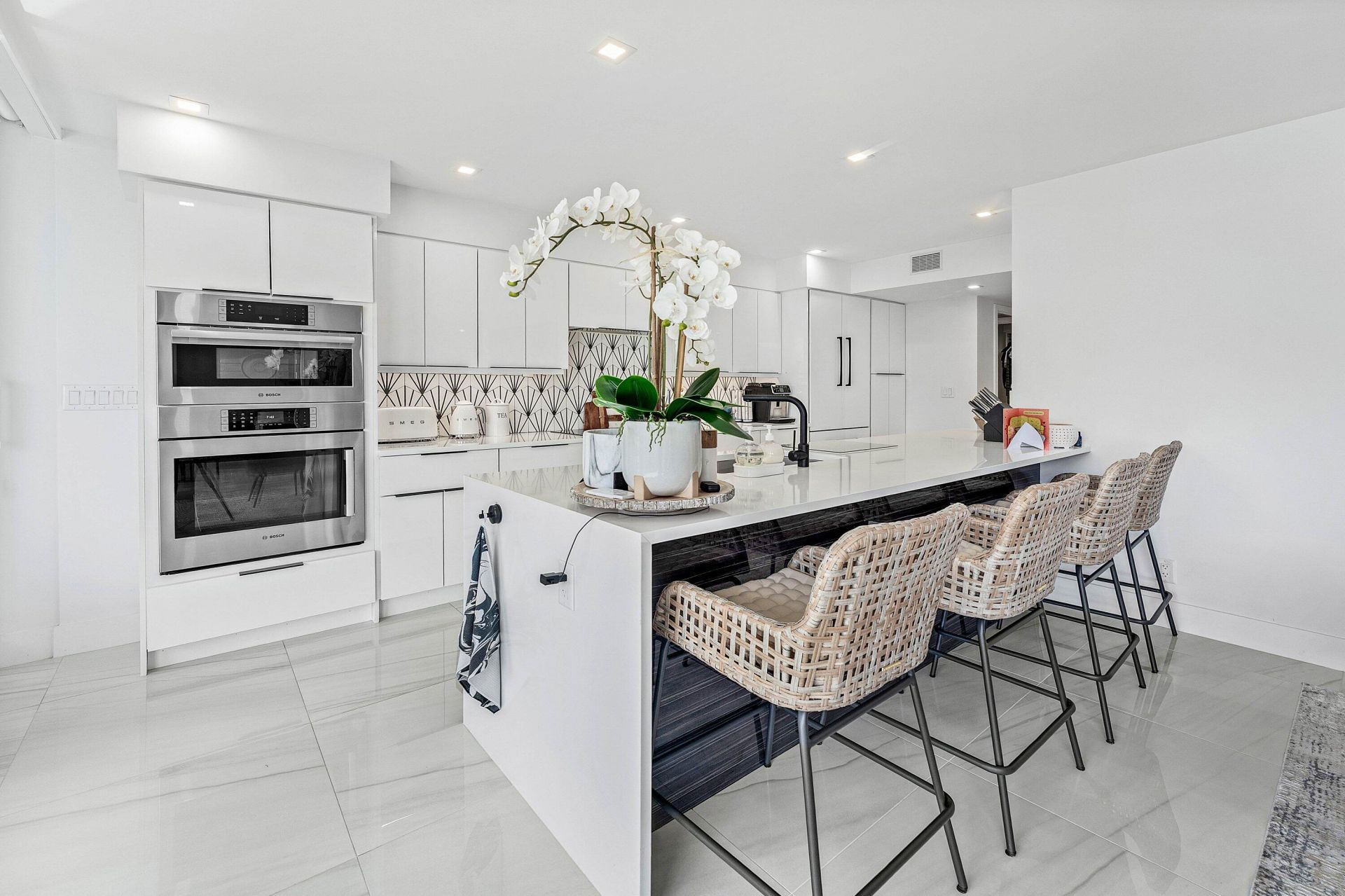 3300 S Ocean Boulevard, Unit 401s, Palm Beach, FL 33480 Photo