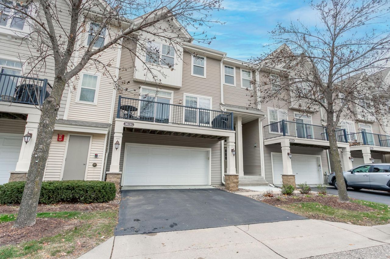 3611 Hazel Trail, Unit G, Woodbury, MN 55129 Main Photo