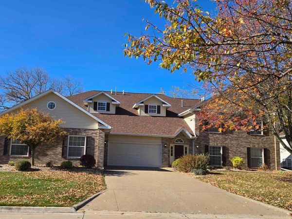 1415 Orchard Meadow Drive, Unit A, Burlington, IA 52601