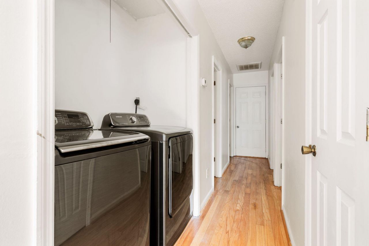 109 Mill Pond Court Photo 13