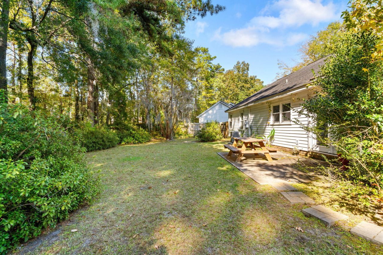 109 Mill Pond Court Photo 21