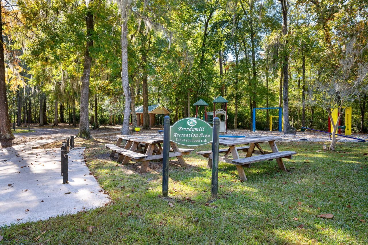 109 Mill Pond Court Photo 28