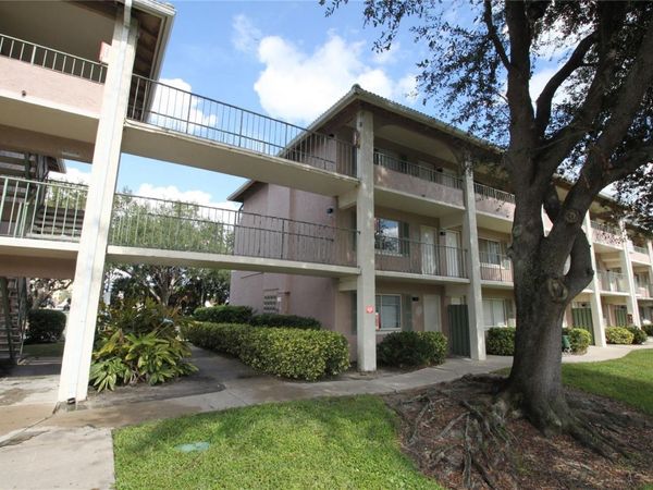 133 OYSTER BAY CIRCLE, Unit 200, ALTAMONTE SPRINGS, FL 32701