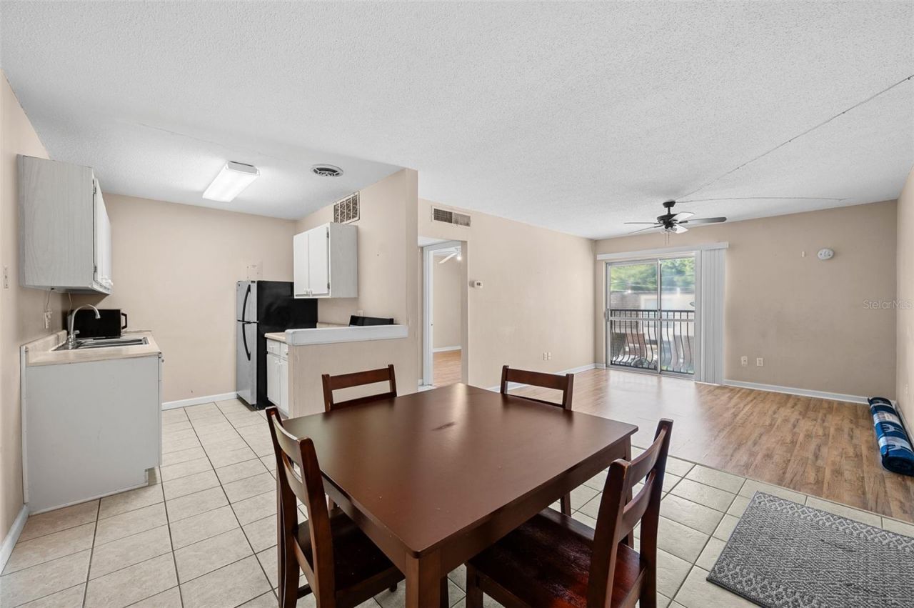 1700 SW 16th Court, Unit D24, Gainesville, FL 32608 Photo