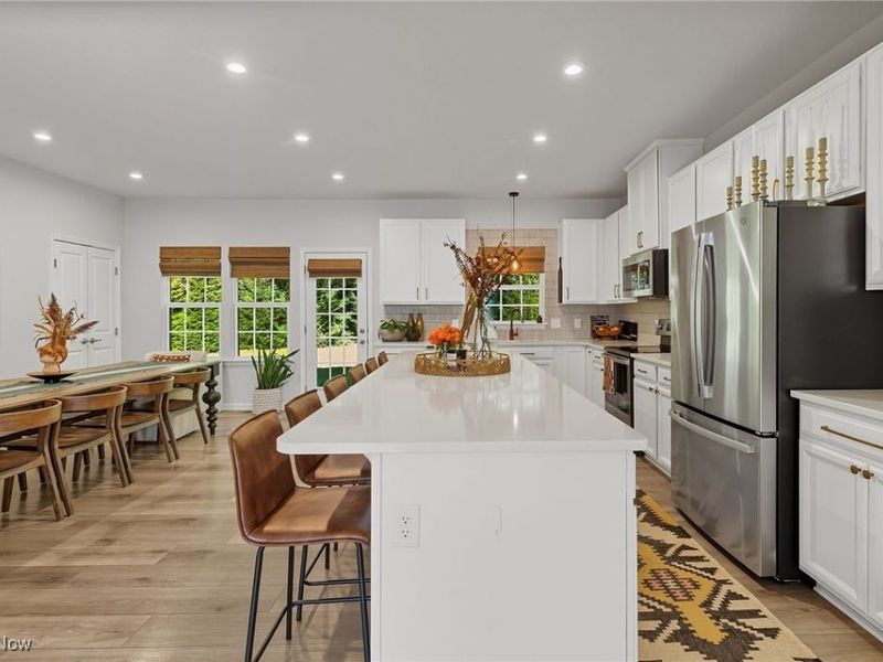 1113 Bean Lane, Akron, OH 44313 Photo 9