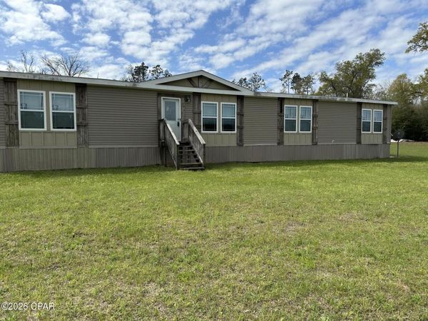 4584 Dunaway Road, Bascom, FL 32423