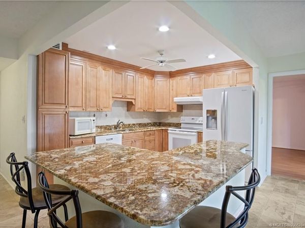 1800 SE St. Lucie Boulevard, Unit 9-204, Stuart, FL 34996