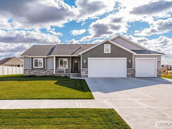 5082 E Nelson Drive, IONA, ID 83427