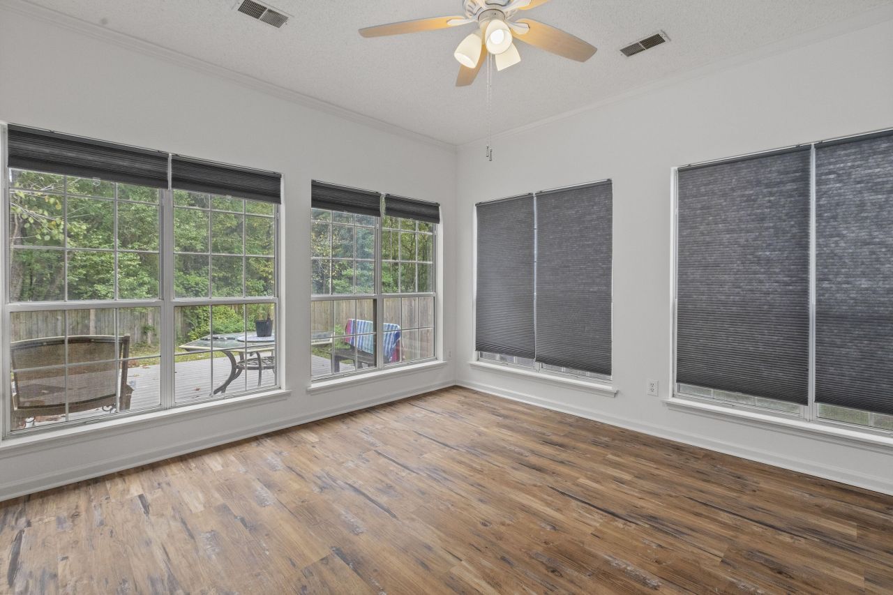 1940 Treebark Drive Photo 17