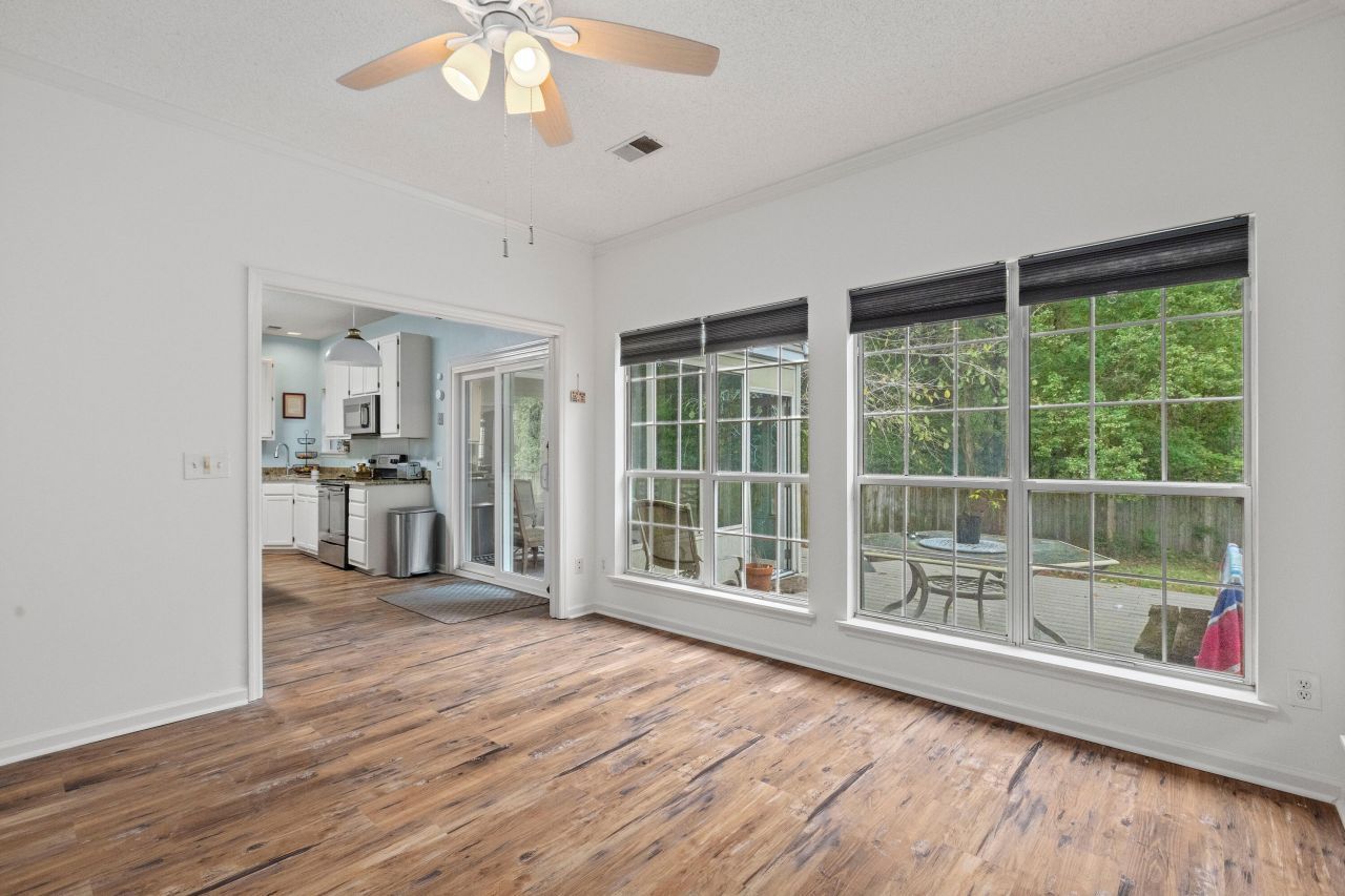 1940 Treebark Drive Photo 18