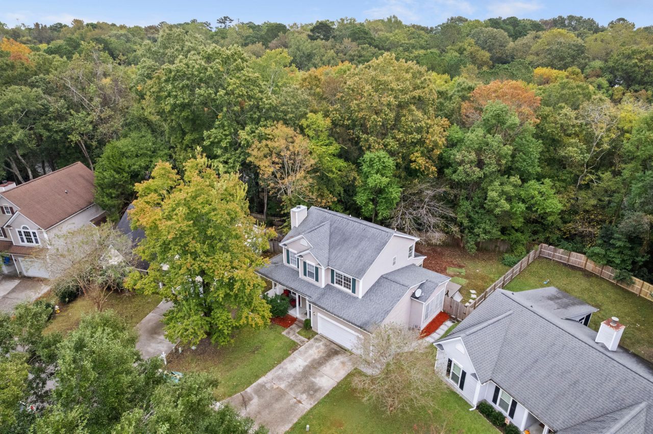 1940 Treebark Drive Photo 2