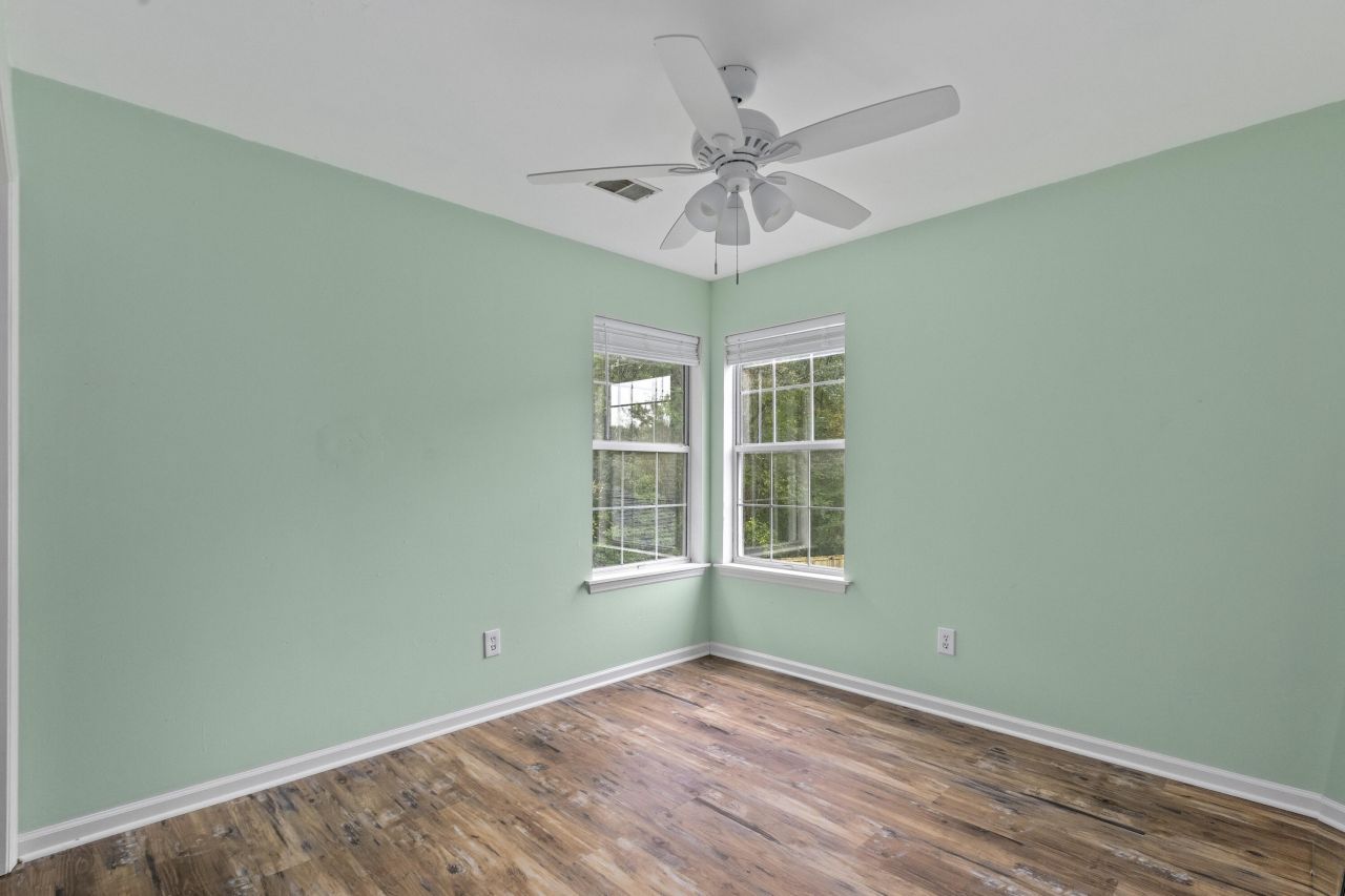 1940 Treebark Drive Photo 23