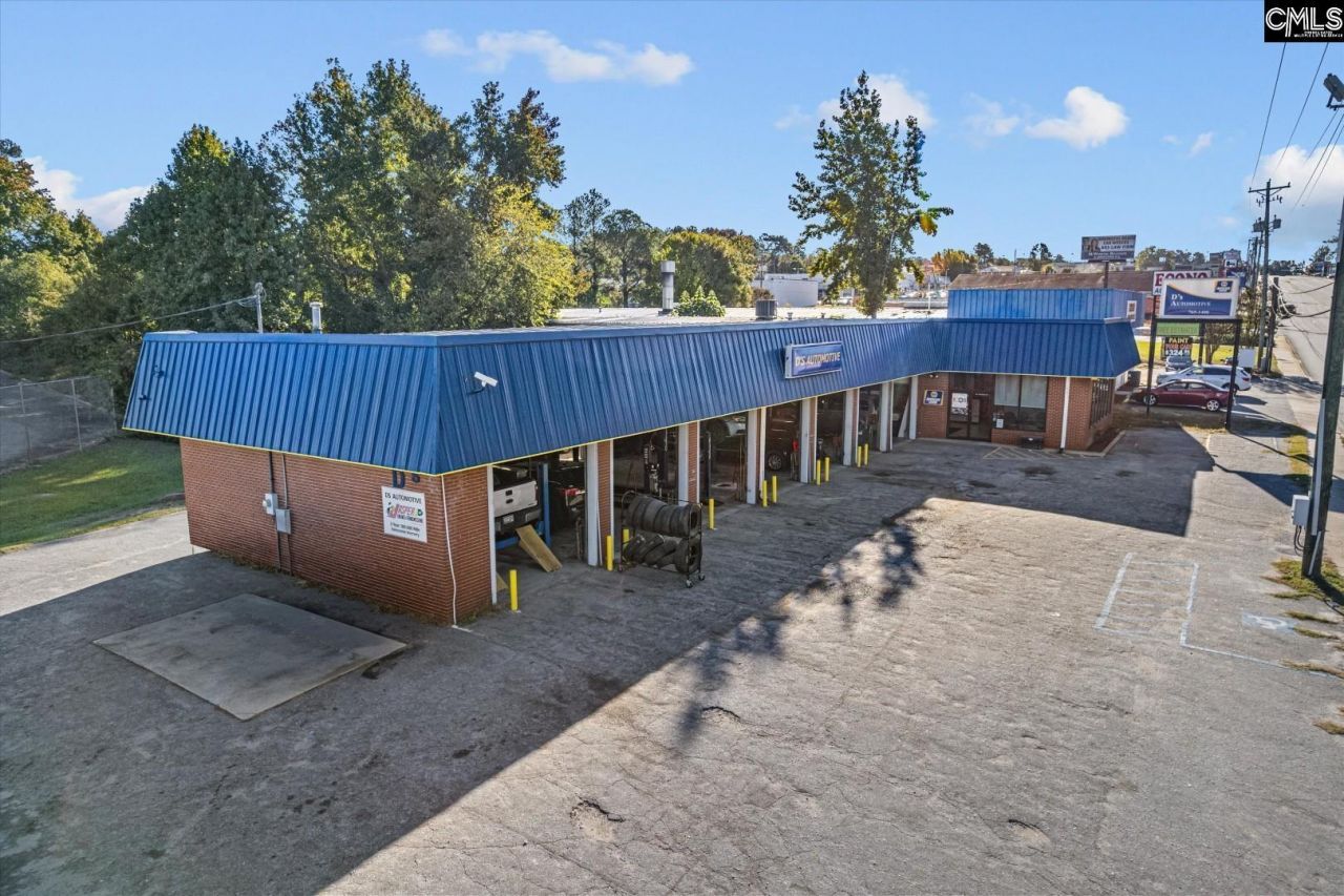 2428 Decker Boulevard  Photo 23