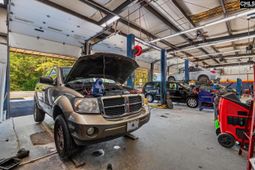 2428 Decker Boulevard  photo 4