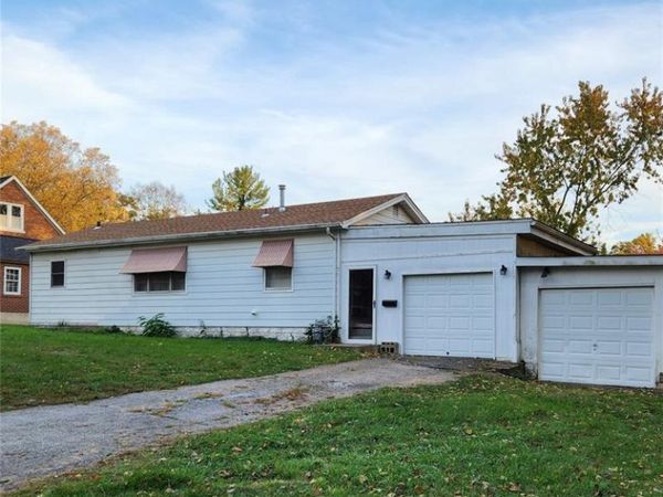 38 S 86th Street, Belleville, IL 62223