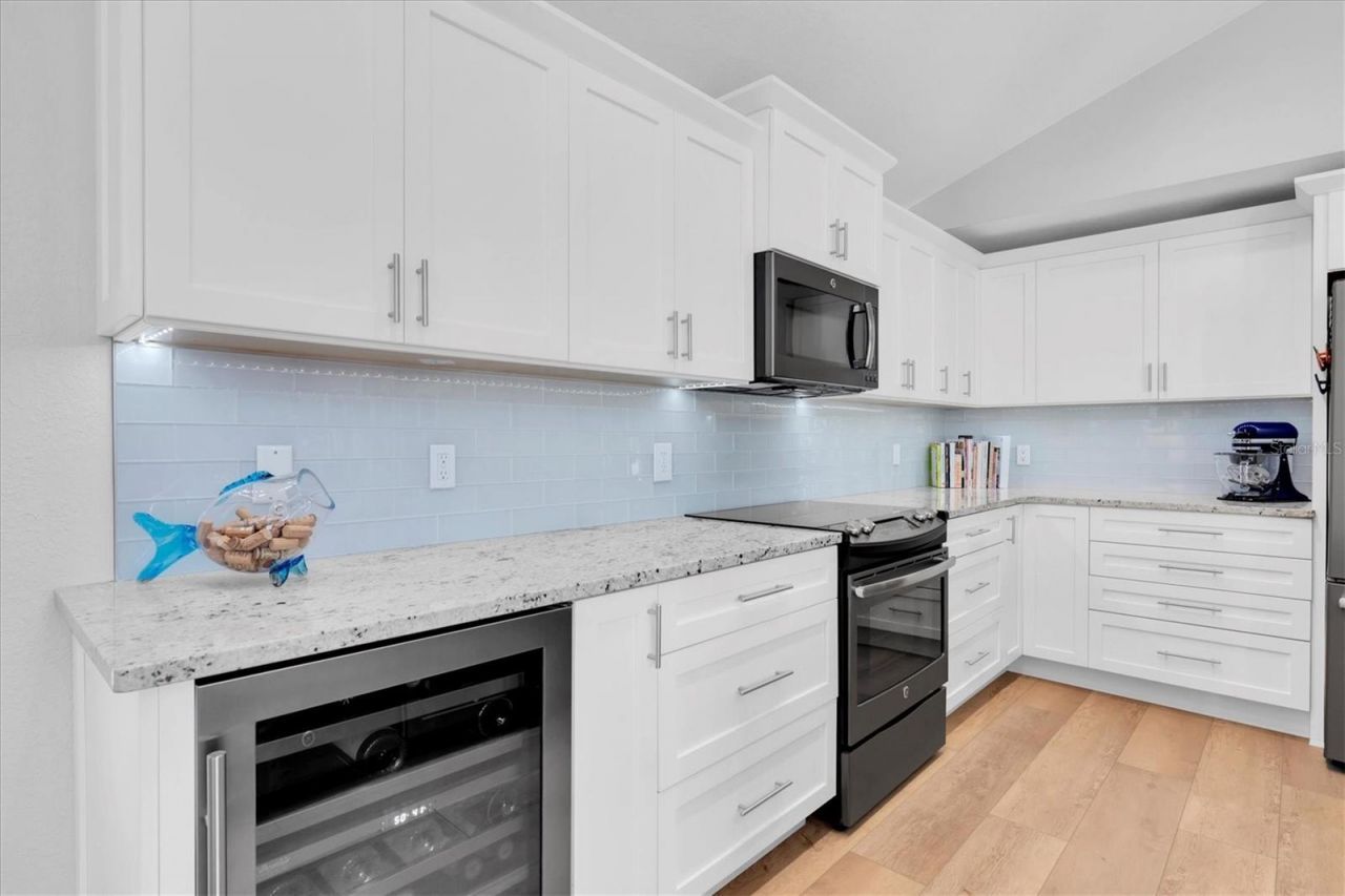 18 Jefferson Court S, Saint Petersburg, FL 33711 Photo