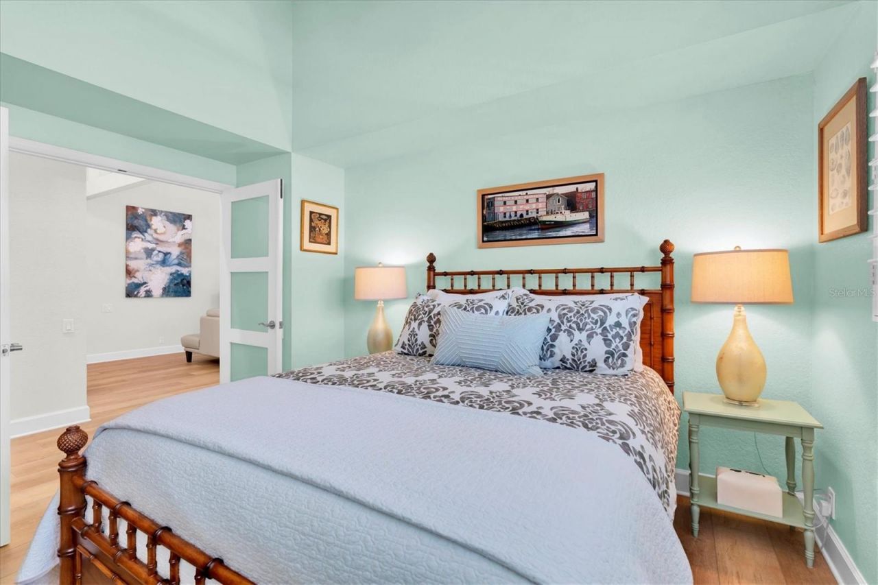 18 Jefferson Court S, Saint Petersburg, FL 33711 Photo