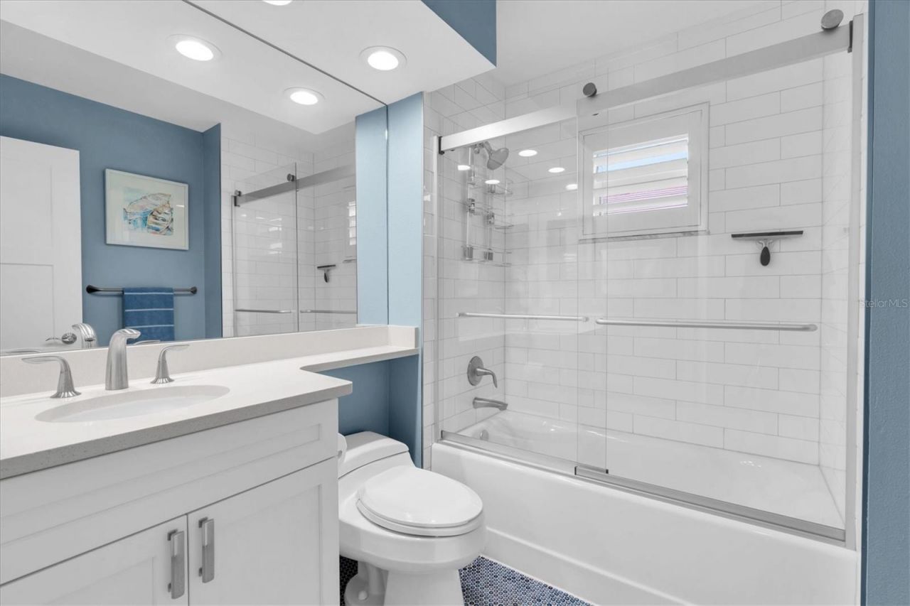 18 Jefferson Court S, Saint Petersburg, FL 33711 Photo