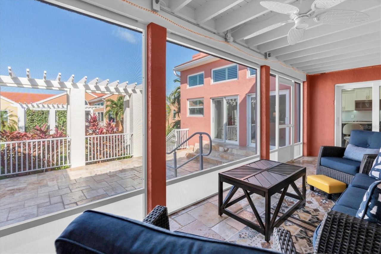 18 Jefferson Court S, Saint Petersburg, FL 33711 Photo