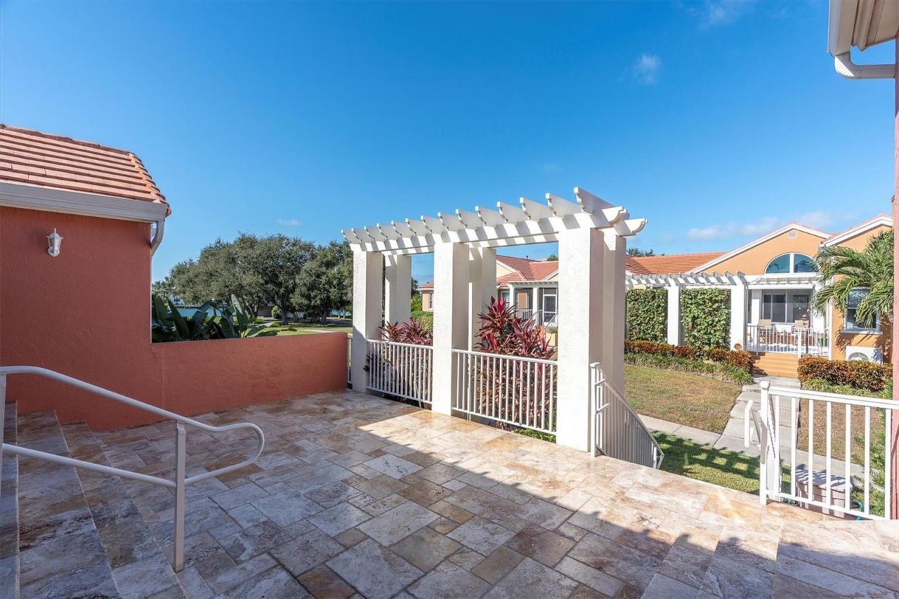 18 Jefferson Court S, Saint Petersburg, FL 33711 Photo