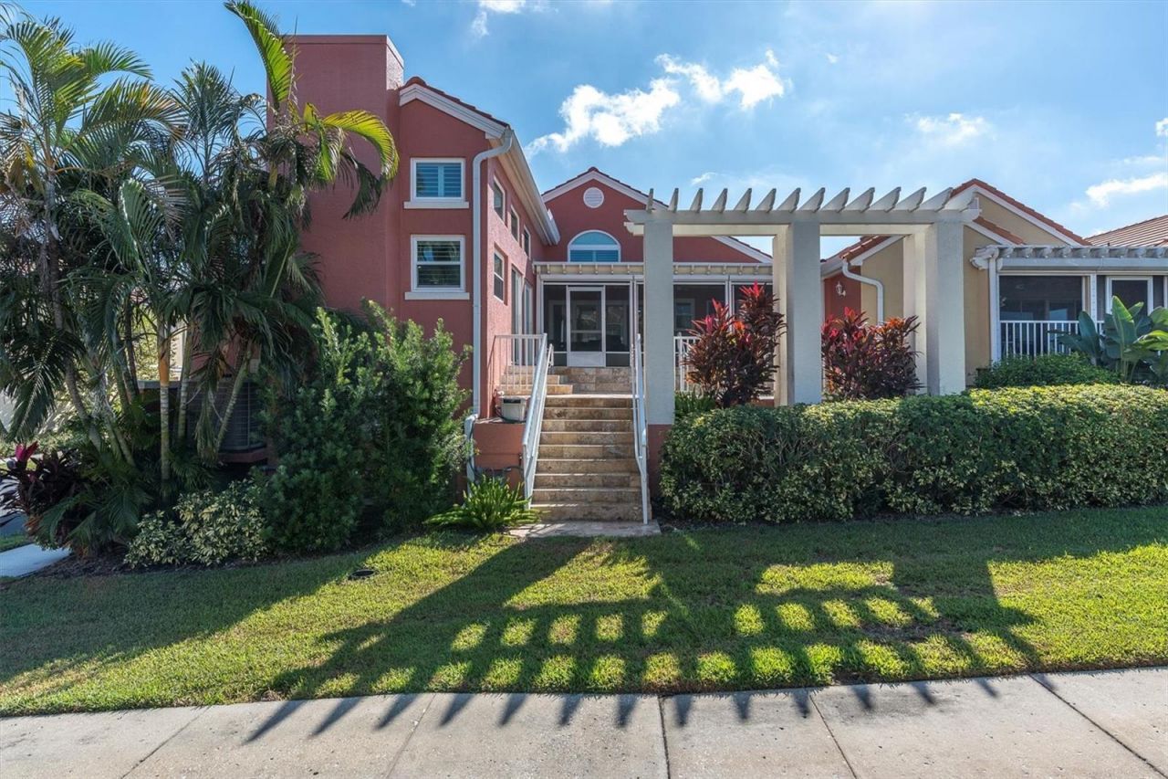 18 Jefferson Court S, Saint Petersburg, FL 33711 Photo