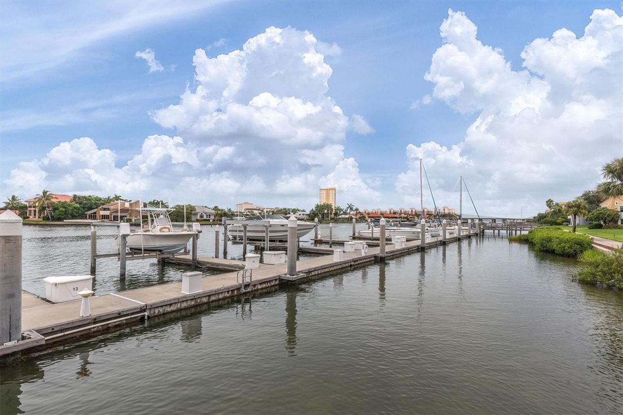 18 Jefferson Court S, Saint Petersburg, FL 33711 Photo