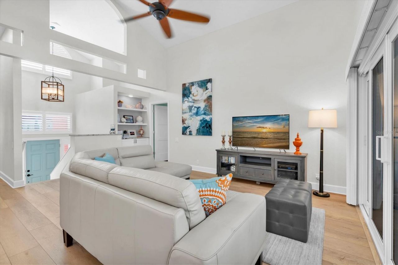 18 Jefferson Court S, Saint Petersburg, FL 33711 Photo