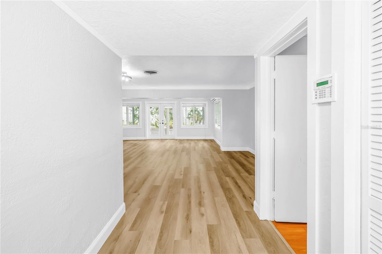 2856 65th Way N, Saint Petersburg, FL 33710 Photo