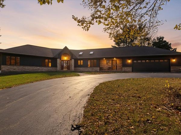 97 Highcrest Court, SHANNON, IL 61078