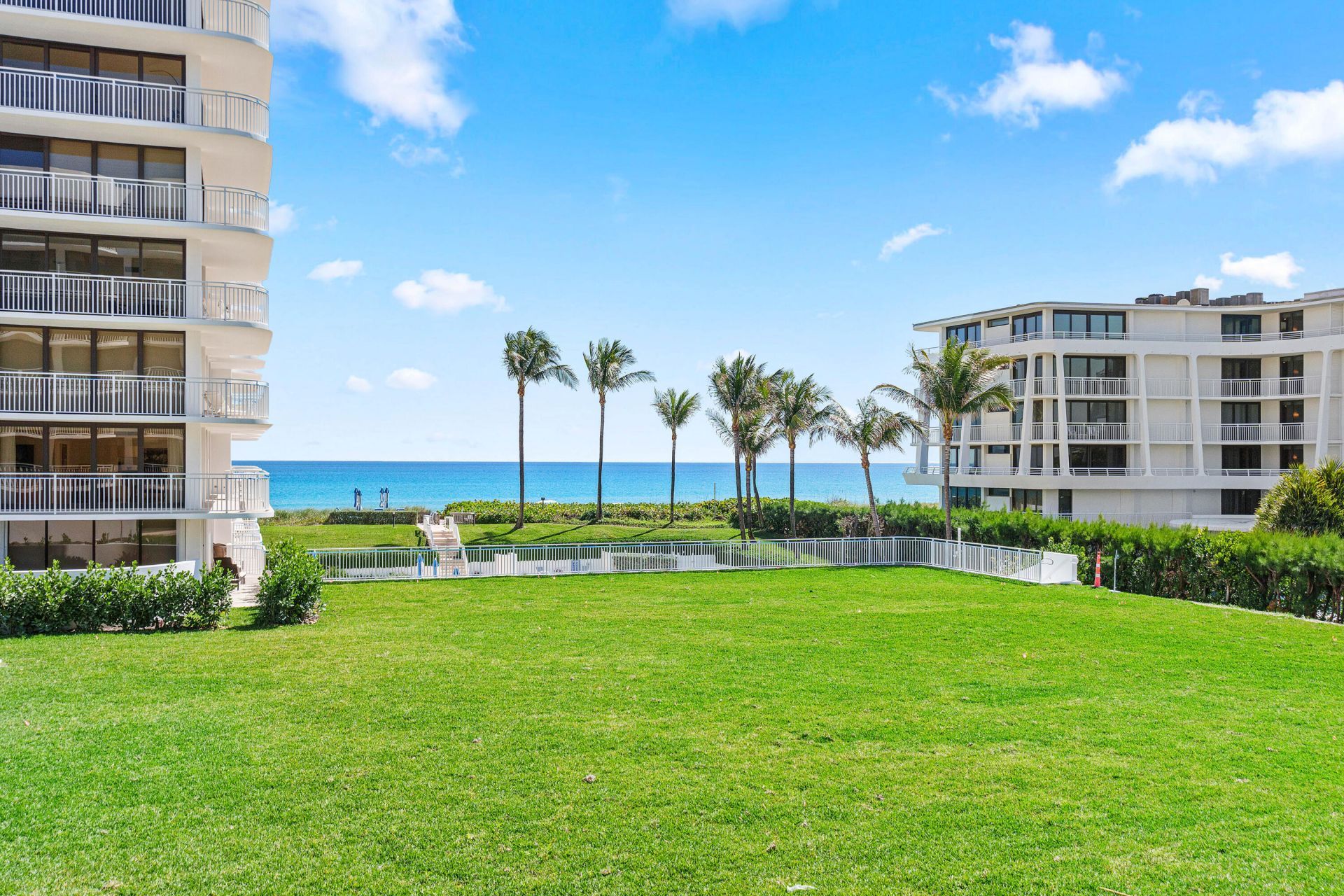 2580 S Ocean Boulevard, Unit 1c2, Palm Beach, FL 33480 Photo