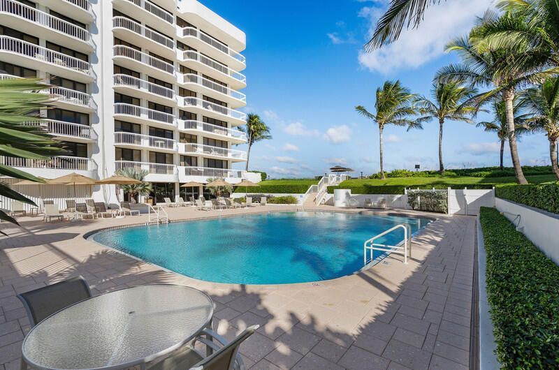 2580 S Ocean Boulevard, Unit 1c2, Palm Beach, FL 33480 Photo