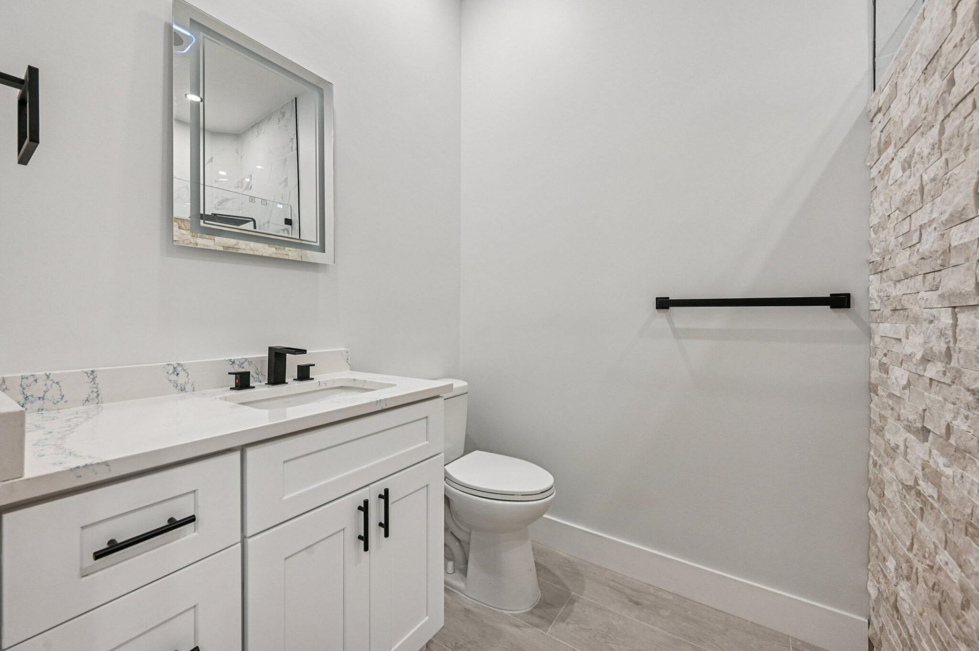 8774 SE Retreat Drive, Hobe Sound, FL 33455 Photo