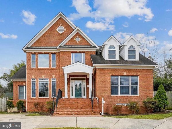 5704 MAIDEN LANE, BETHESDA, MD 20817